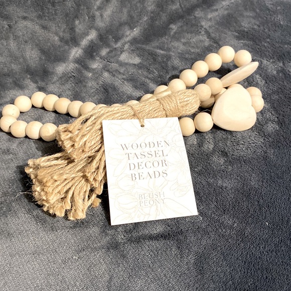 Blush Peony Wooden Tassel Decor Beads with hearts - Picture 1 of 3